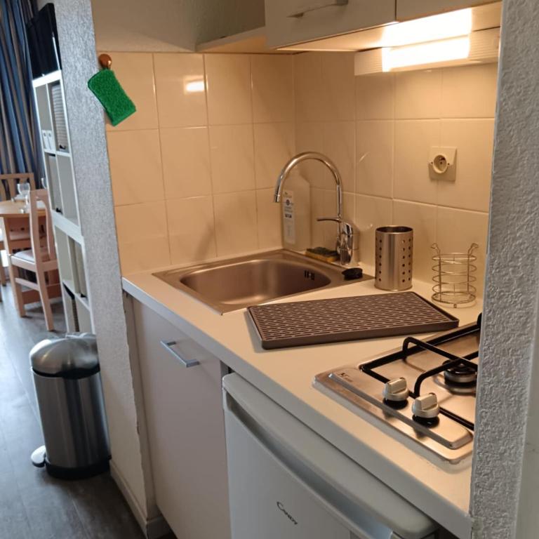 Prunelle studio piscine clim parking - Appartement 1 Chambre - 21