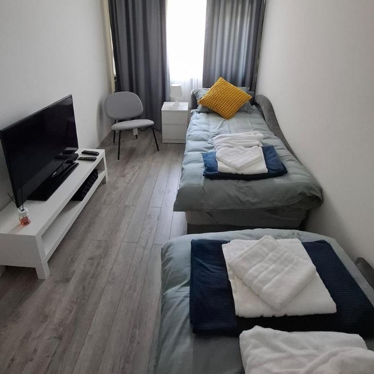 LUX Casa di Stefan - Two-Bedroom Apartment with Balcony and Terrace - 30