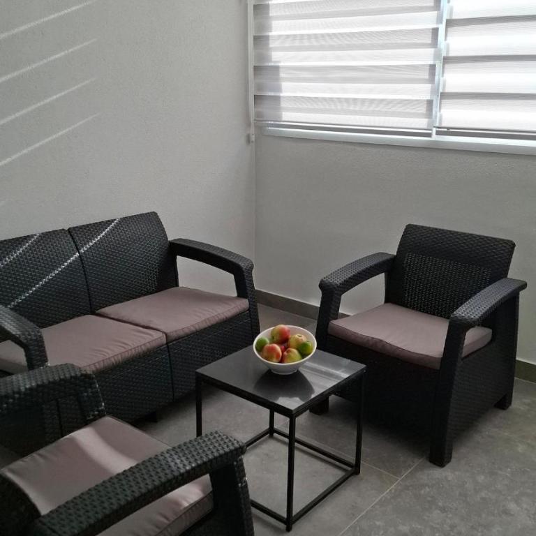LUX Casa di Stefan - Two-Bedroom Apartment with Balcony and Terrace - 70
