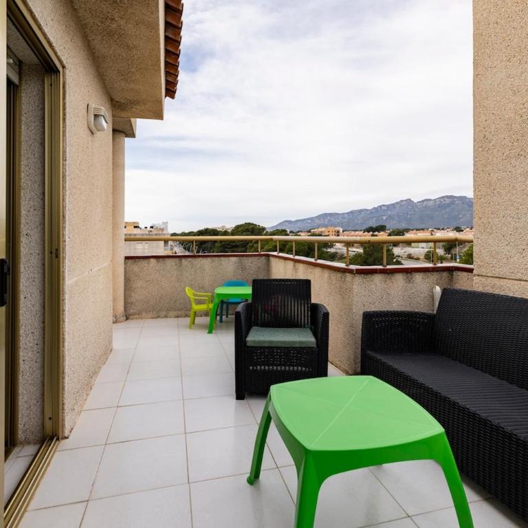 Atico - Apartamento de 2 dormitorios con balcón - 6