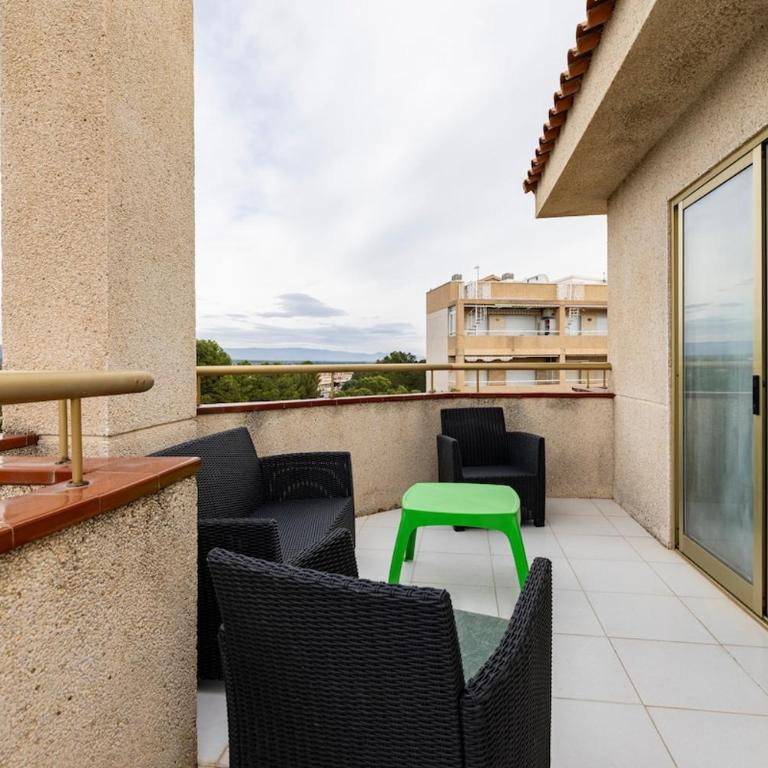 Atico - Apartamento de 2 dormitorios con balcón - 24