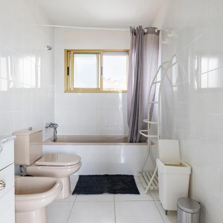 Atico - Apartamento de 2 dormitorios con balcón - 33