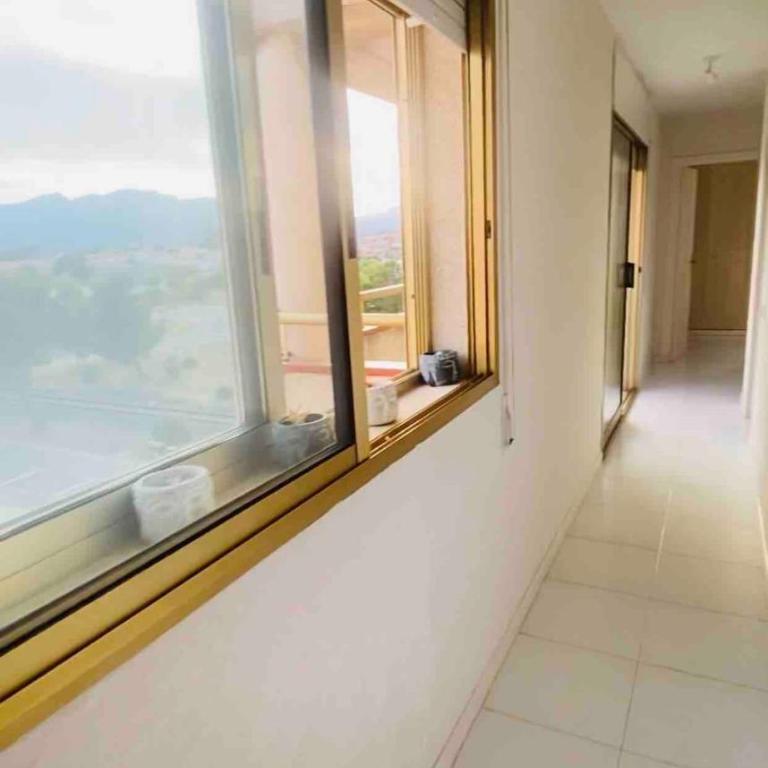 Atico - Apartamento de 2 dormitorios con balcón - 36