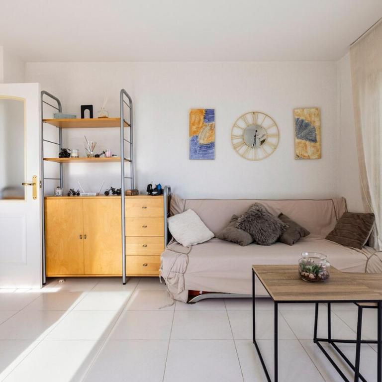 Atico - Apartamento de 2 dormitorios con balcón - 44