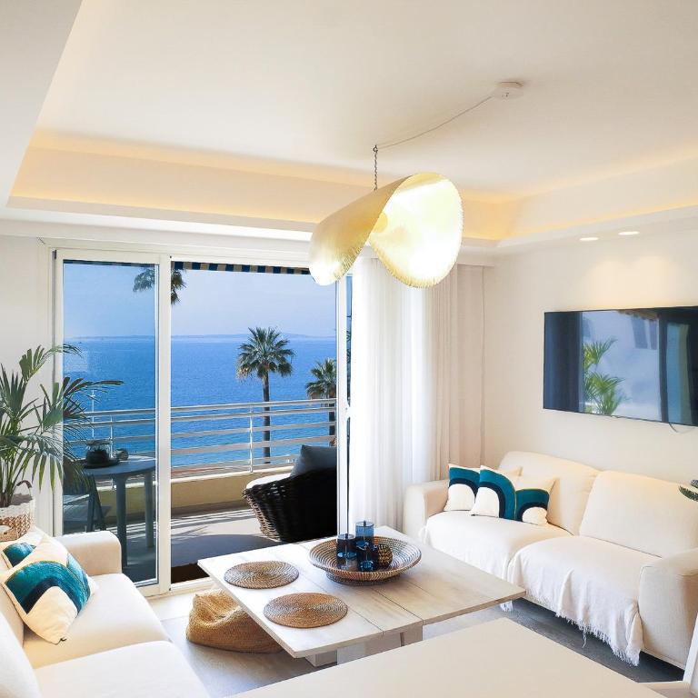Beautiful apartment with panoramic sea view - One-Bedroom Apartment - 1