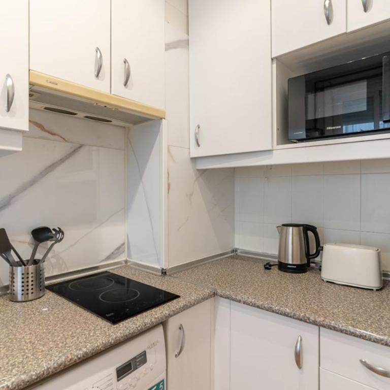 Cozy renovated -2Bedrooms 1Bathroom-Malasaña - Two-Bedroom Apartment - 10