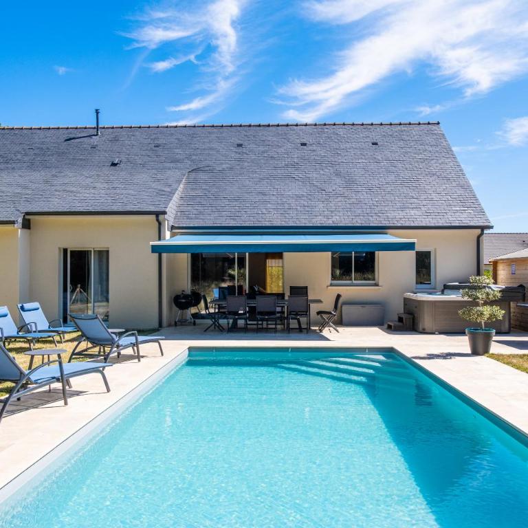Gîte la Seigneurie -Piscine & SPA - Maison 4 Chambres - 1