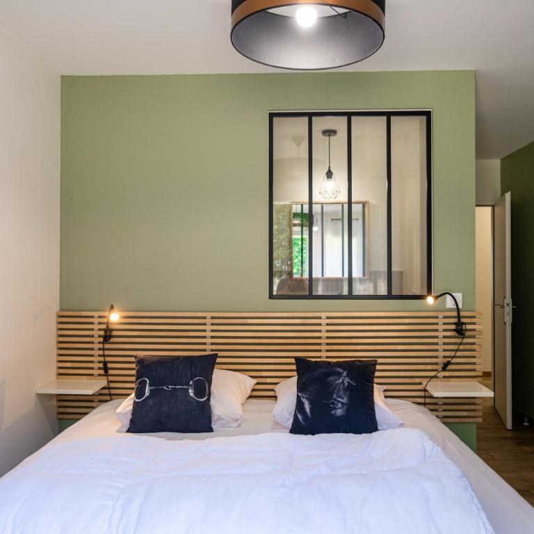Gîte la Seigneurie -Piscine & SPA - Maison 4 Chambres - 8