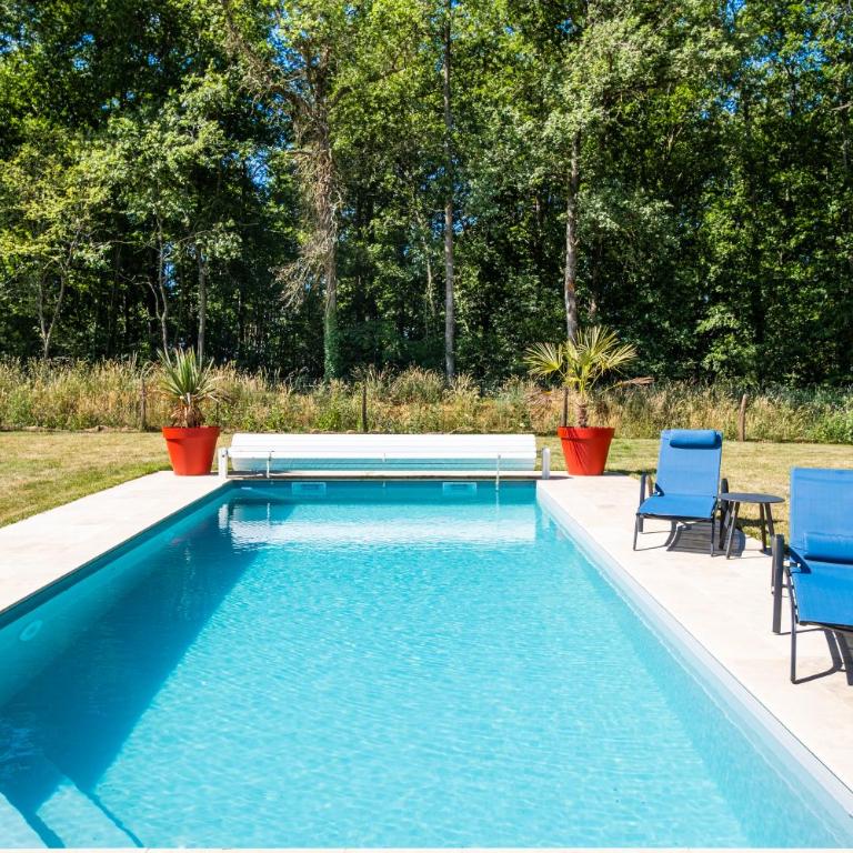 Gîte la Seigneurie -Piscine & SPA - Maison 4 Chambres - 16