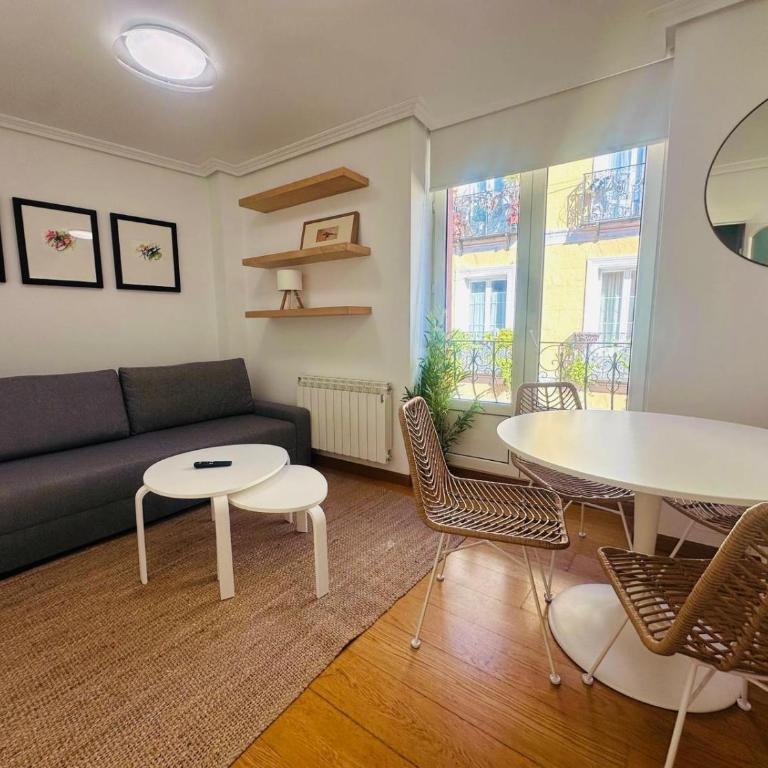 AtuaireHome Balcón a la puebla 38 parking Incluido - Apartamento de 1 dormitorio - 1