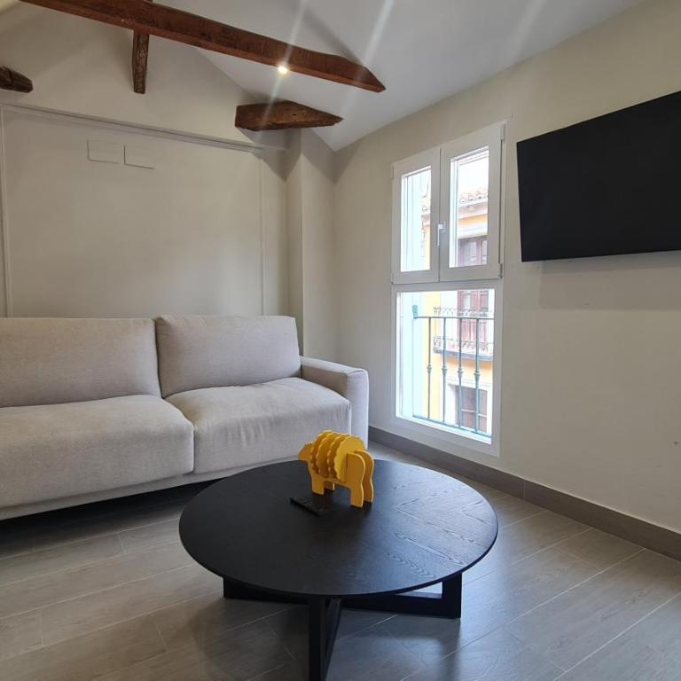 Navas PentHouse 301 By Florentia Homes - Deluxe Apartment - 29