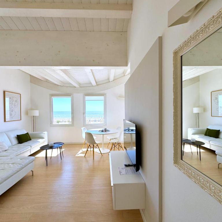 Hotel Lux - Suite Queen con Vista Mare - 8