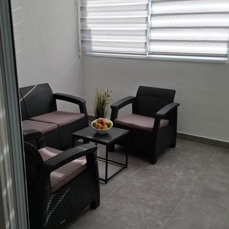 LUX Casa di Stefan - Two-Bedroom Apartment with Balcony and Terrace - 87