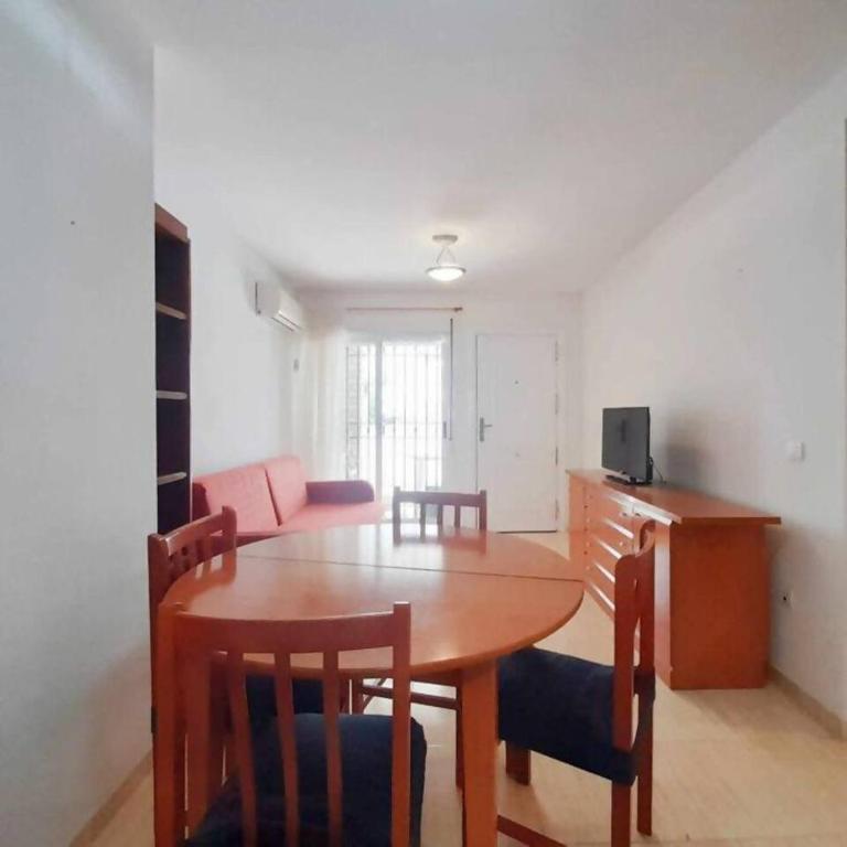 AYF CONFORTABLE BAJO DE DOS TERRAZAS TREBOL DOR - Apartamento - 8