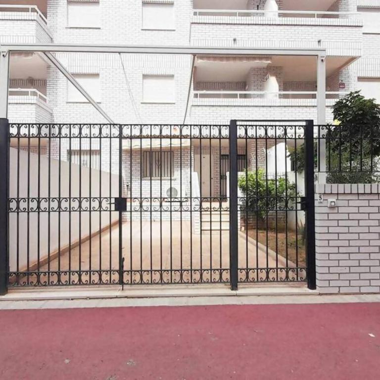 AYF CONFORTABLE BAJO DE DOS TERRAZAS TREBOL DOR - Apartamento - 16