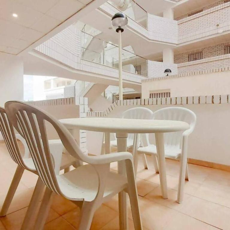 AYF CONFORTABLE BAJO DE DOS TERRAZAS TREBOL DOR - Apartamento - 17
