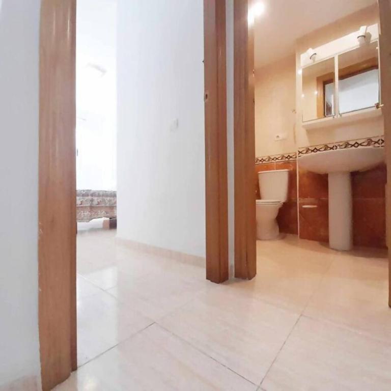 AYF CONFORTABLE BAJO DE DOS TERRAZAS TREBOL DOR - Apartamento - 29
