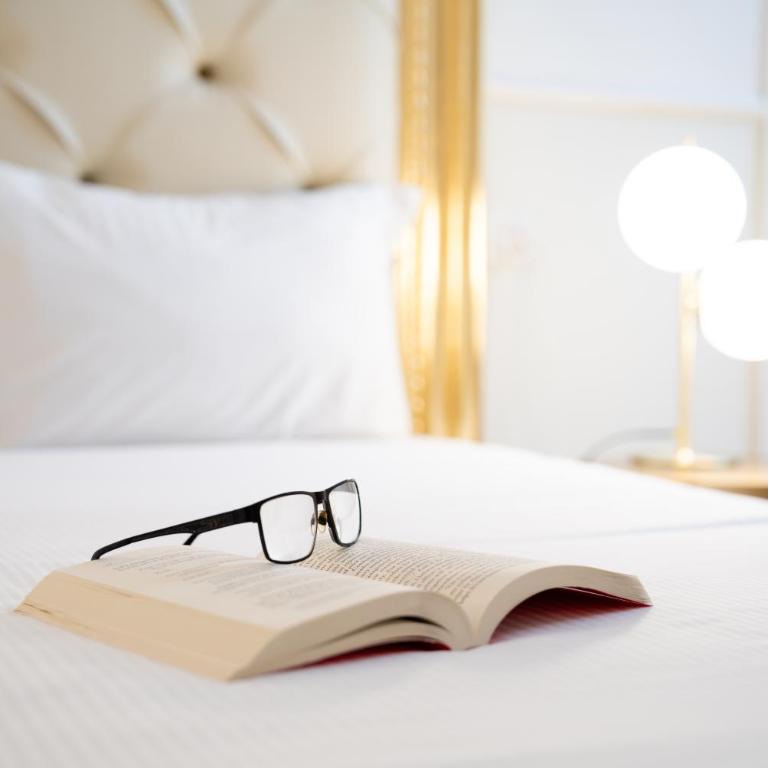 Residenza Conte di Cavour & Rooftop - dBe Hotels - Camera Matrimoniale Economy - 9