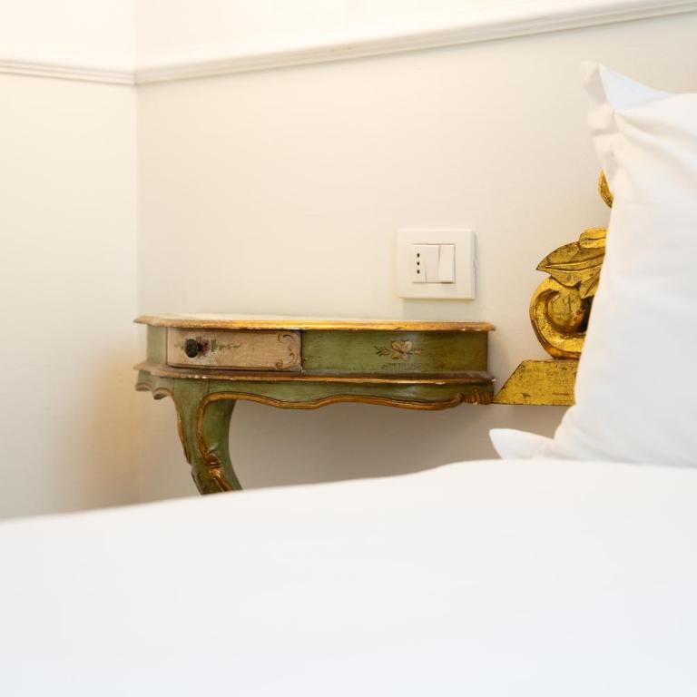 Residenza Conte di Cavour & Rooftop - dBe Hotels - Camera Matrimoniale Economy - 16