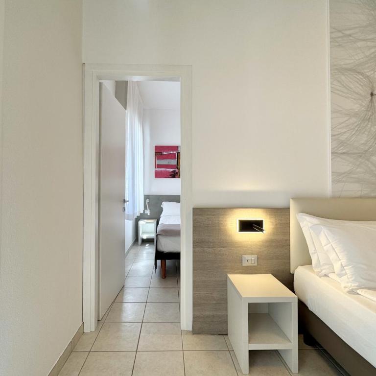 Hotel Lux - Camere Comunicanti - 3