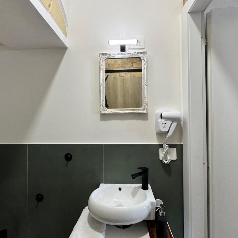 Studio 27, Centro, Cagliari, Sardinia - Appartamento con 2 Camere da Letto - 7
