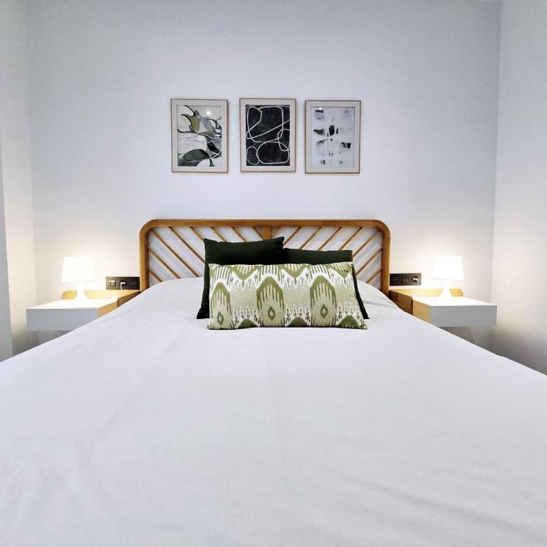 AA Guest - Biznaga Beach Center Eco Apartment - One-Bedroom Apartment - 14