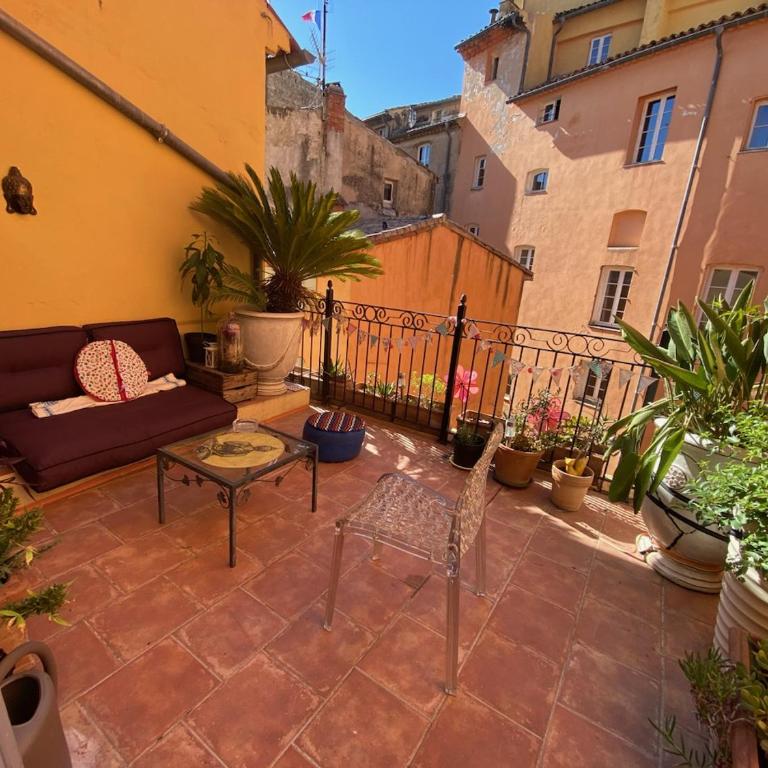 Appartement deux chambres terrasse hypercentre climatisation - Two-Bedroom Apartment - 1