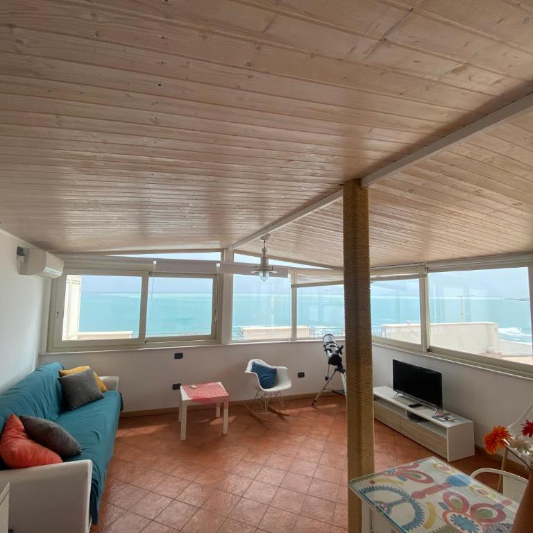 Appartamento con terrazzo sul mare Teocle - Appartamento con 1 Camera da Letto - 9