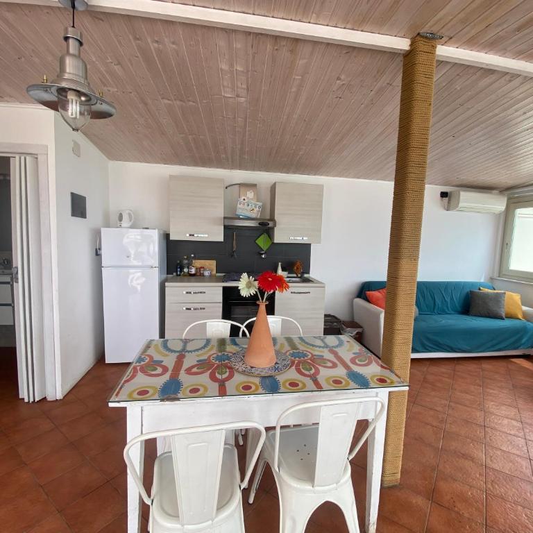 Appartamento con terrazzo sul mare Teocle - Appartamento con 1 Camera da Letto - 12