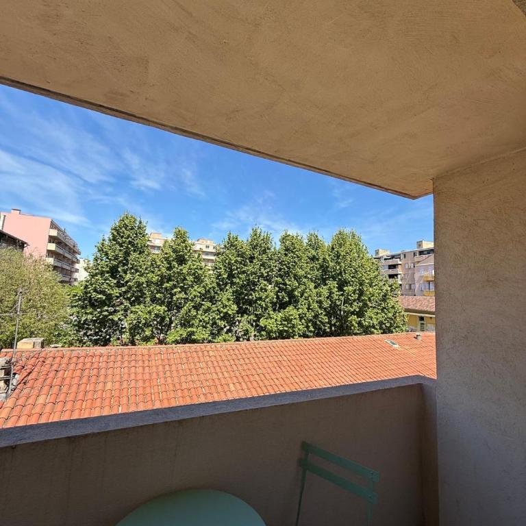 Charmant appartement moderne avec place de parking privative - Apartment mit 1 Schlafzimmer - 26
