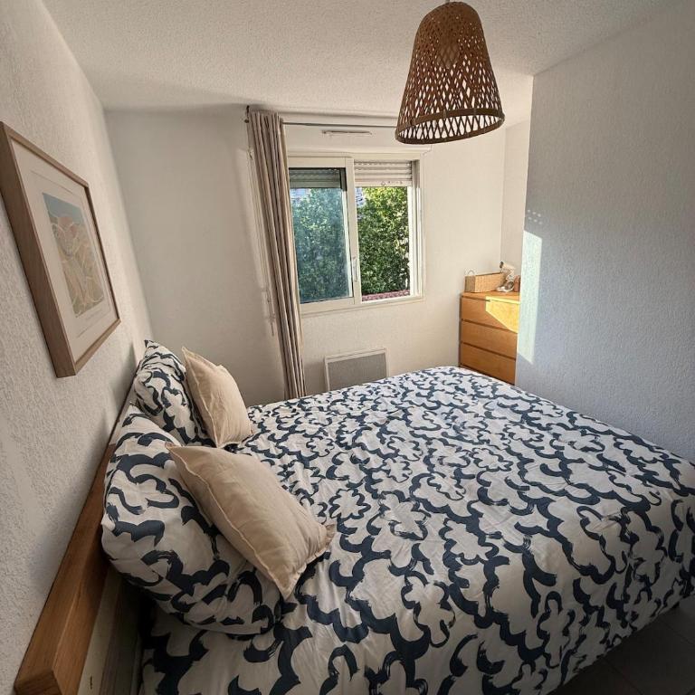 Charmant appartement moderne avec place de parking privative - Apartment mit 1 Schlafzimmer - 39
