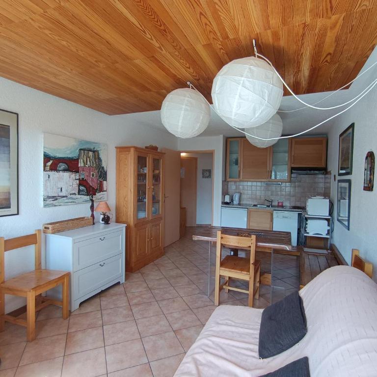 Appartement confort, proche pistes et commerces, animaux acceptés - FR-1-445-54 - Apartamento (6 adultos) - 2