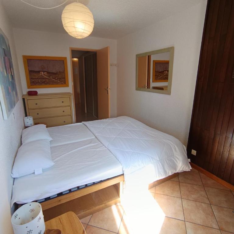 Appartement confort, proche pistes et commerces, animaux acceptés - FR-1-445-54 - Apartamento (6 adultos) - 7
