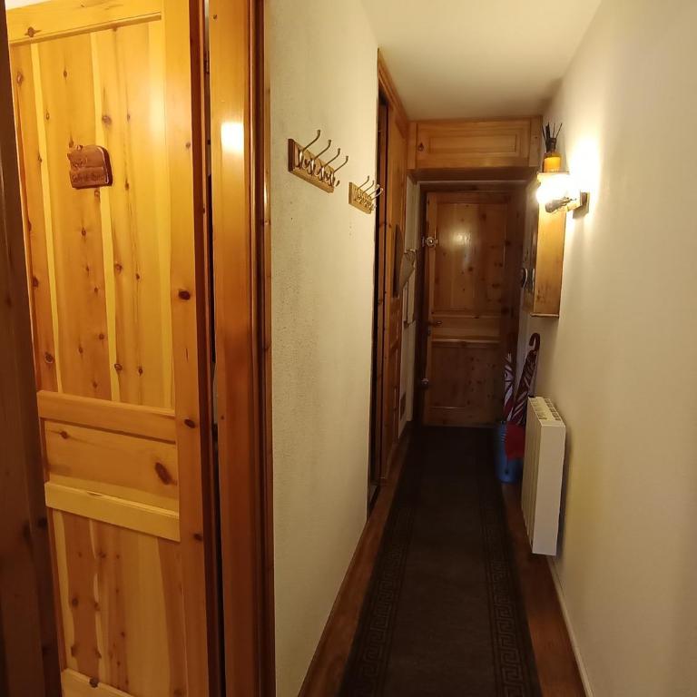 Studio cosy avec terrasse, jardinet et Wifi à Montgenèvre - FR-1-445-188 - Estudio - 10