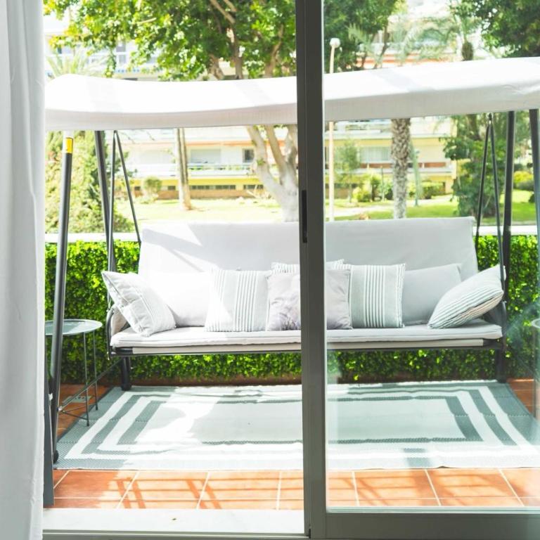 Apartamento a 30 metro de la playa con piscina y garaje en la Carihuela - Apartamento de 2 dormitorios - 5