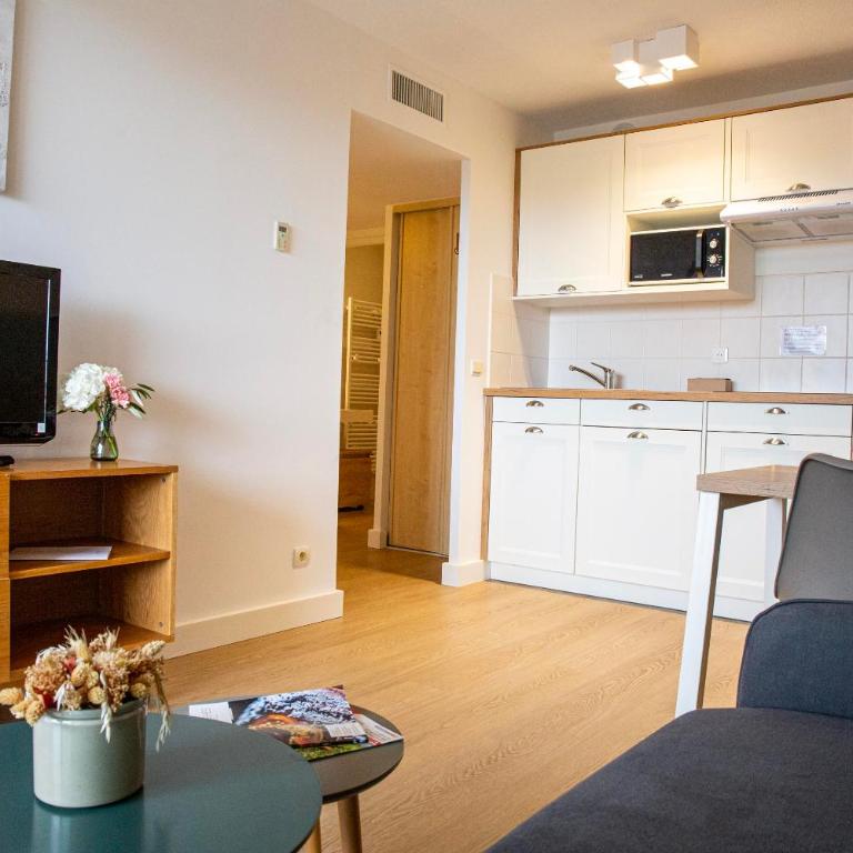 Résidence Les Flamants Roses - Appartement 1 Chambre Côté Montagne (5 Personnes) - 1
