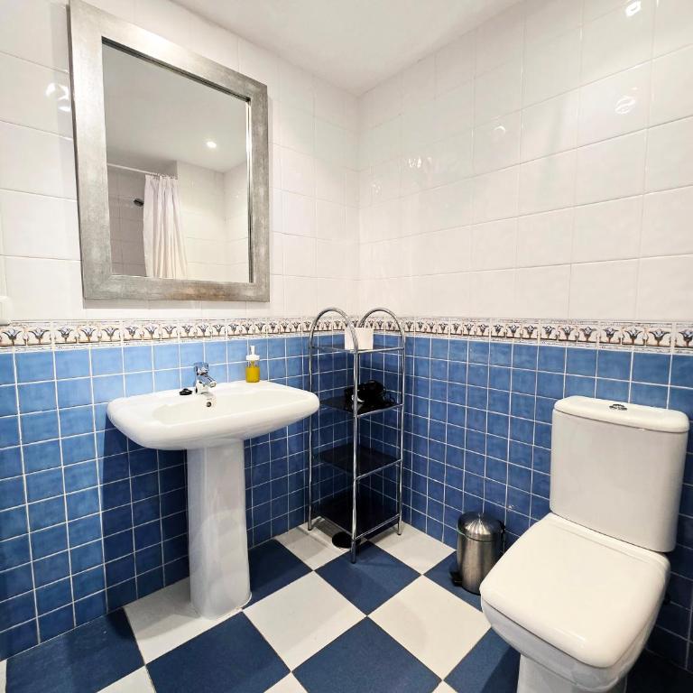 AA Guest - Reserva de Marbella Golf Course Eco - Two-Bedroom Apartment - 15