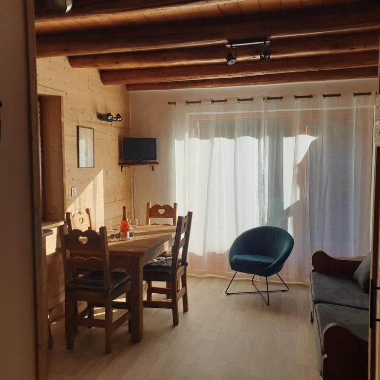 Petit chalet 4 pers Champagny-en-Vanoise - Appartement 2 Chambres - 9