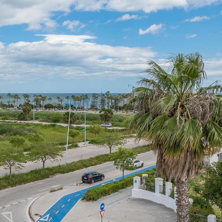 Newly Built 3 BDRM Lavish Penthouse Next to Beach - Apartamento de 3 dormitorios con vistas al mar - 47
