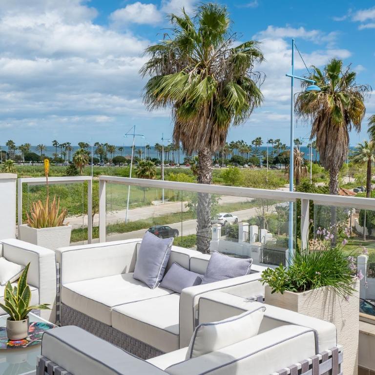 Newly Built 3 BDRM Lavish Penthouse Next to Beach - Apartamento de 3 dormitorios con vistas al mar - 15