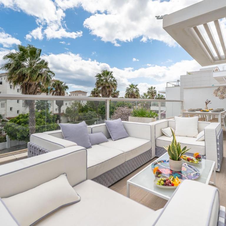 Newly Built 3 BDRM Lavish Penthouse Next to Beach - Apartamento de 3 dormitorios con vistas al mar - 17
