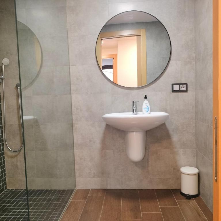 Apartamentos Suites&Homes - 2 Bedroom Apartment with Garden View, Calle Gibraltar 18 - 2