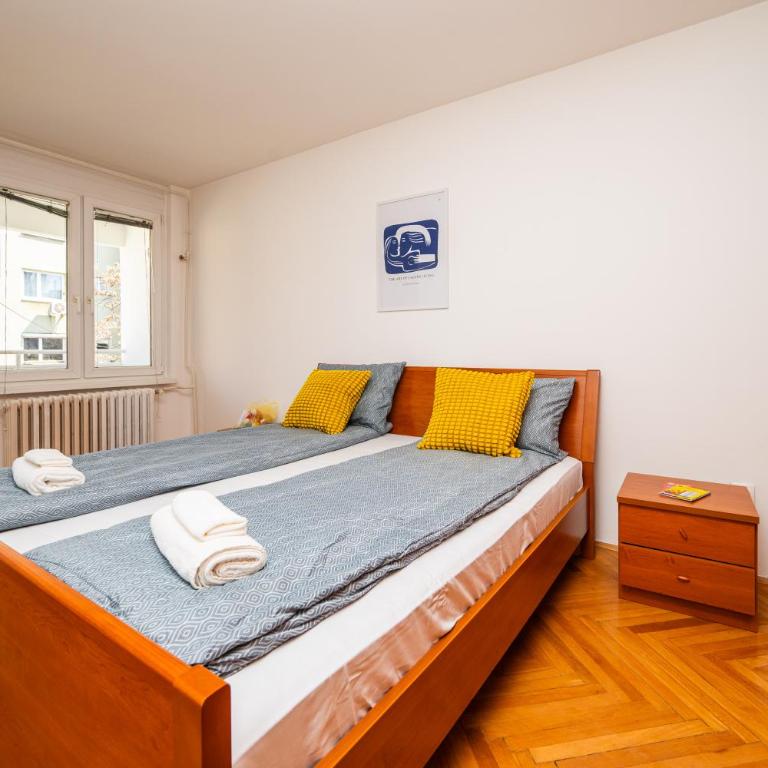 Modern 1 BDR with Balcony - One-Bedroom Apartment - 13