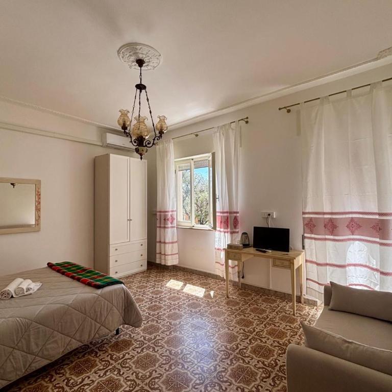 Casa sulla Piazzetta - Casa con 2 Camere da Letto - 2