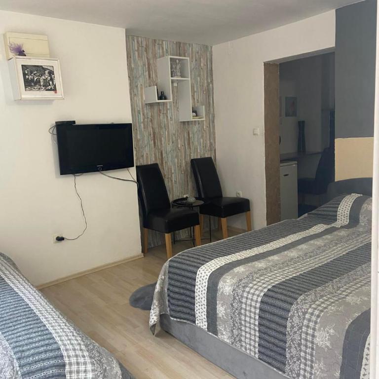 Guesthouse Panorama - Triple Room - 10