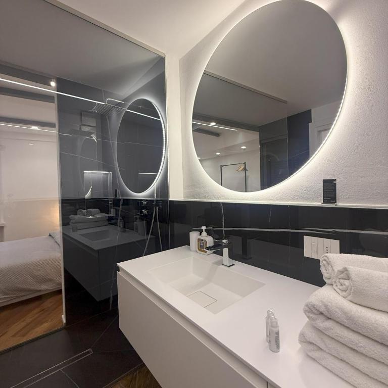 East West Room - Camera Matrimoniale con Bagno Privato - 6