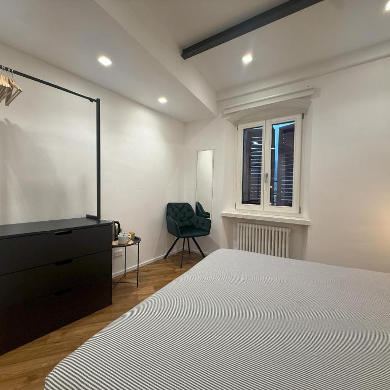 East West Room - Camera Matrimoniale con Bagno Privato - 16