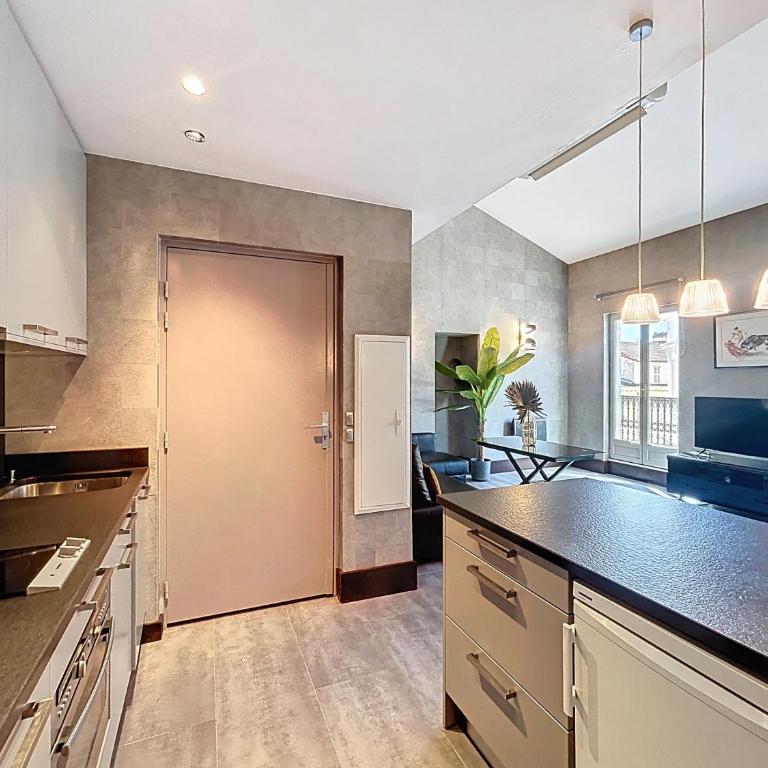 Hoche - Apartment mit 2 Schlafzimmern und Balkon - 10