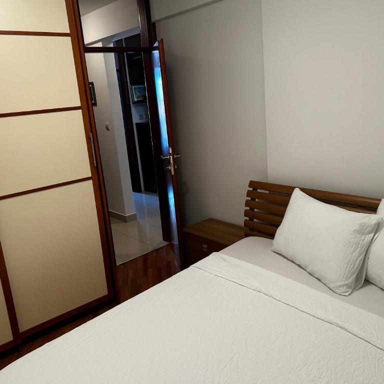 Doles Apartment - Apartman sa 3 Spavaće Sobe i Balkonom - 8