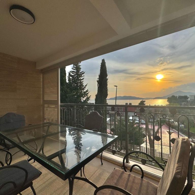 Luxury Apartments Przno - Apartman sa 2 Spavaće Sobe, Balkonom i Pogledom na More - 12